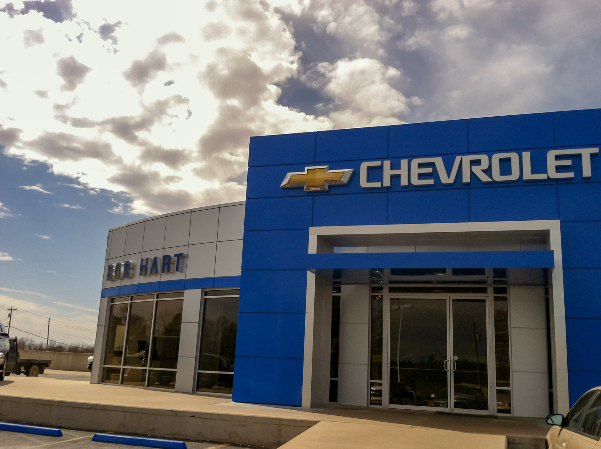 http://www.paradigm.group/wp-content/uploads/2018/07/Bob-Hart-Chevrolet-web-3.jpg